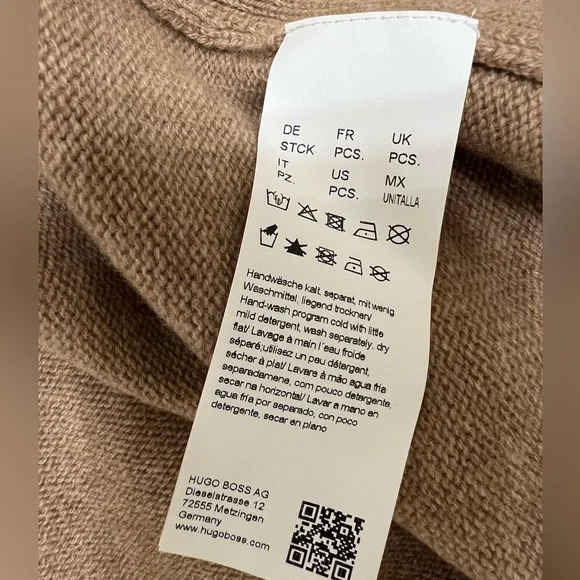 New, BOSS
Landera Turtleneck Poncho - Picture 7 of 10